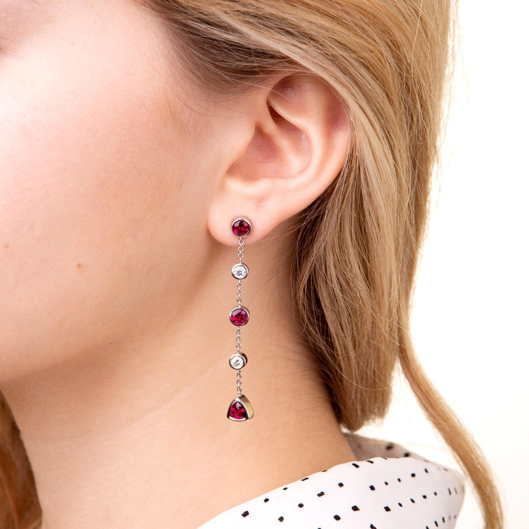 Boucles d'oreilles pendantes rubellite et diamant