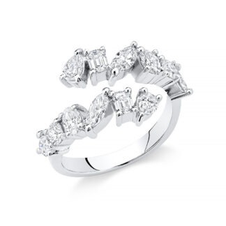 18k white gold and fancy shaped diamond ring